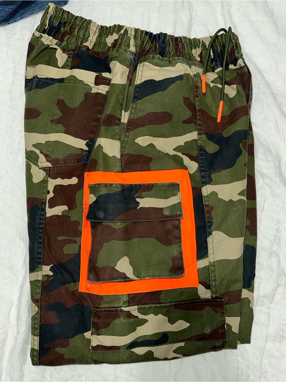 adidas Ivy Park Camo Cargo Pants with Orange Trim - Picture 7 of 16
